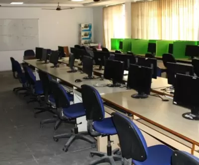 Gian Jyoti Group of Institutions Computer Lab